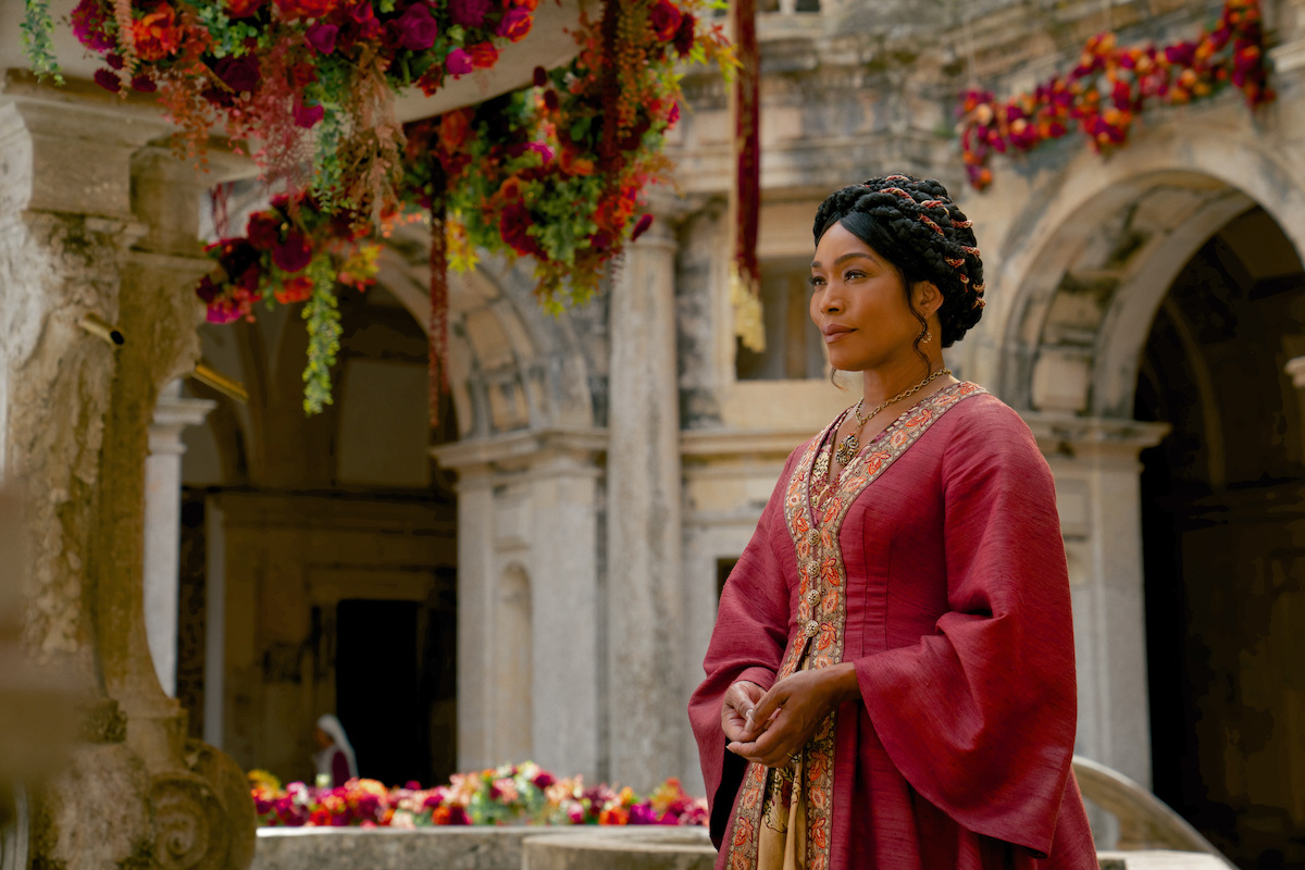 Angela Bassett as Lady Bayford in ‘Damsel’.