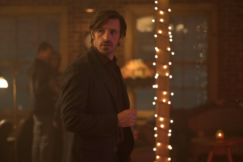 Eoin Macken como Davis na temporada 1 de ‘Ransom Canyon’.