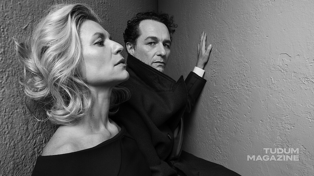 Claire Danes and Matthew Rhys pose for the camera wearing all black.